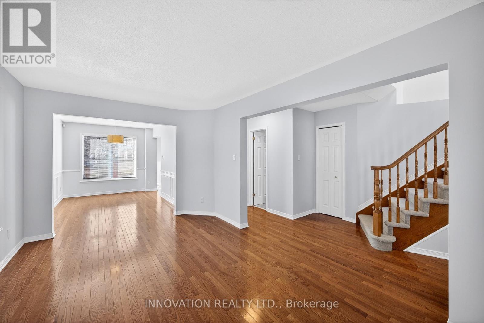 966 Goose River Avenue, Ottawa, Ontario  K1V 1T7 - Photo 1 - X12771084