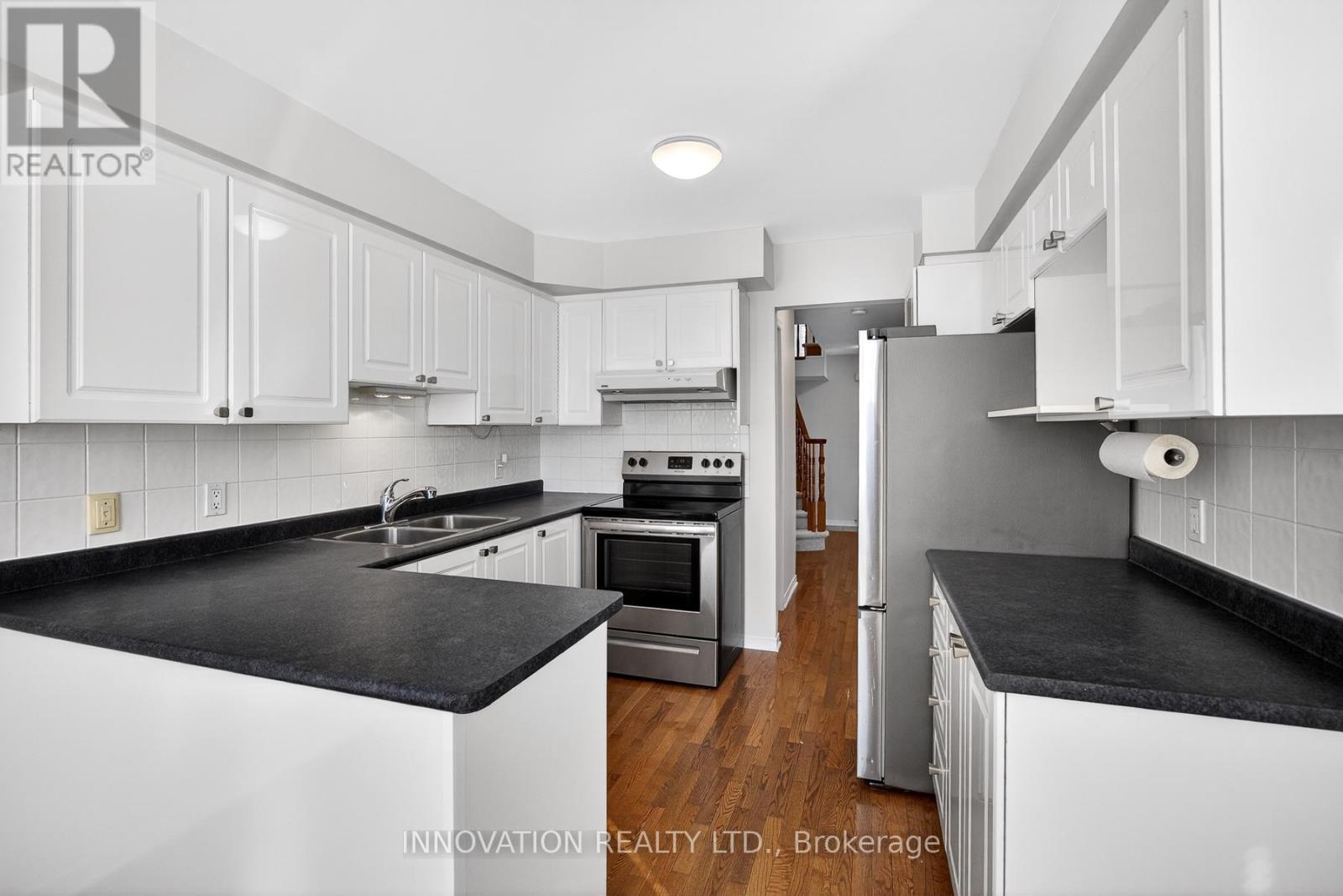 966 Goose River Avenue, Ottawa, Ontario  K1V 1T7 - Photo 12 - X12771084