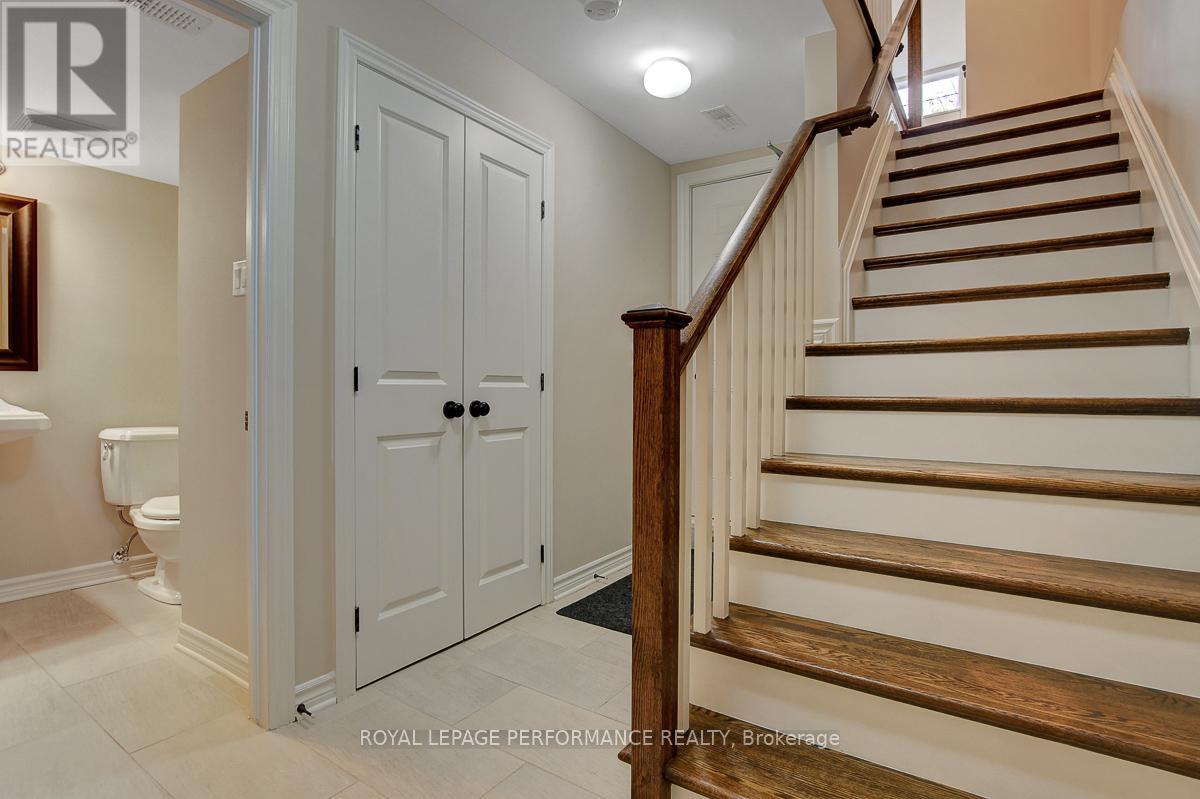 318 Iona Street, Ottawa, Ontario  K1Z 7B9 - Photo 21 - X12771126