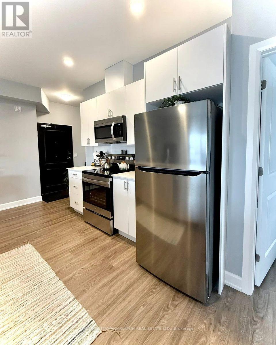 214 - 2396 Cleroux Crescent, Ottawa, Ontario  K1W 1A2 - Photo 4 - X12771136