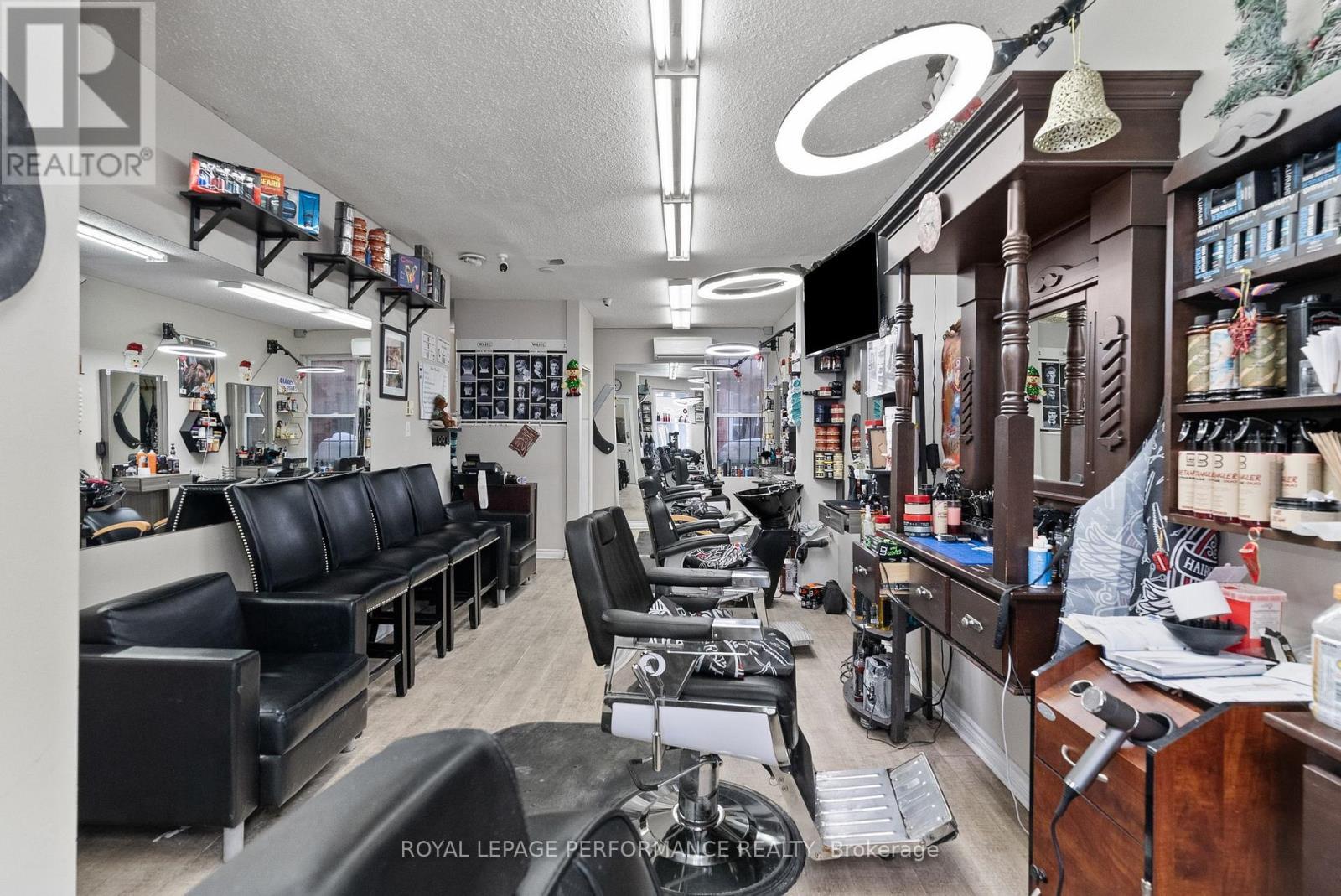 Unit #a - 235 Laurier Avenue E, Ottawa, Ontario  K1N 7S2 - Photo 4 - X12771154