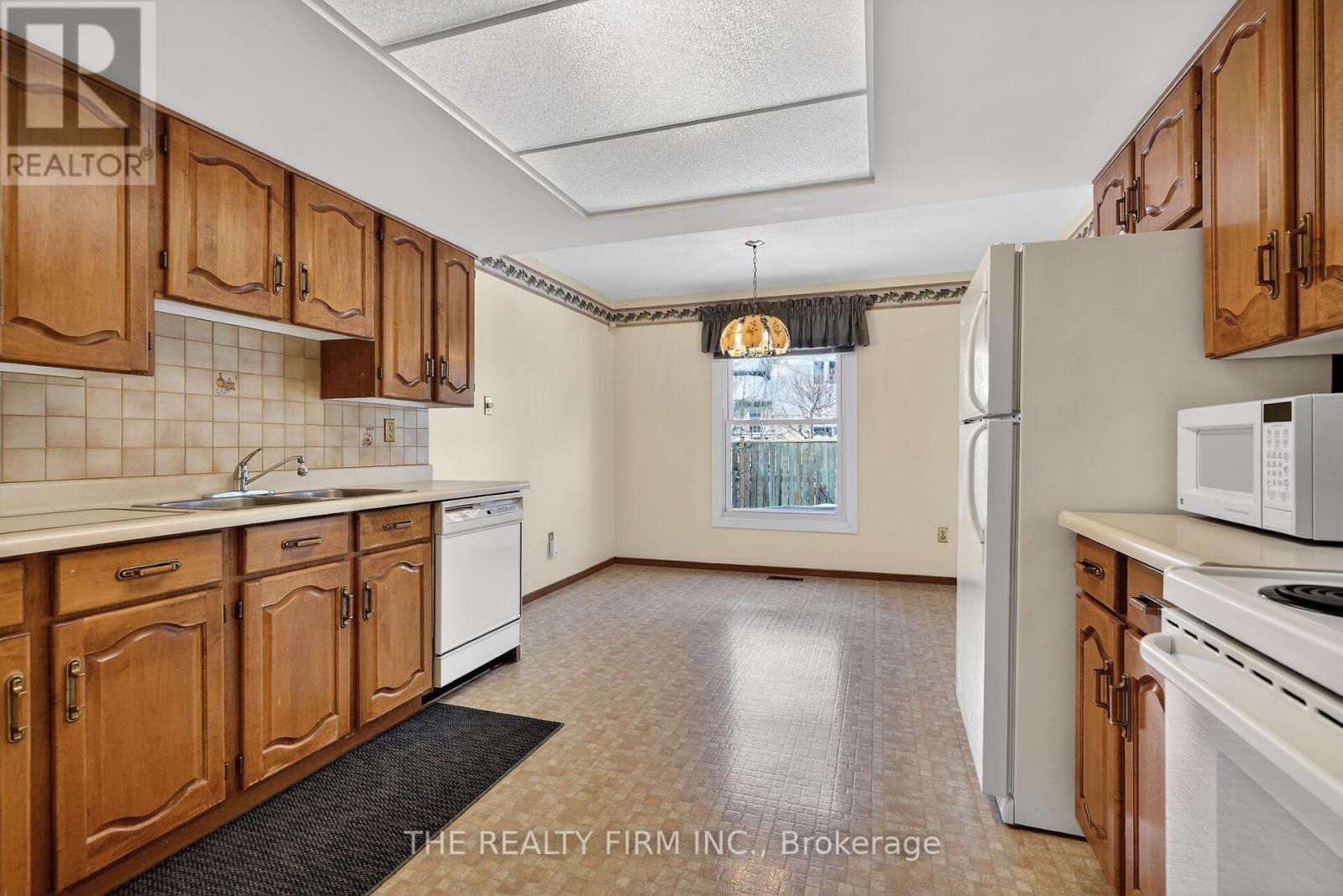 369 Everglade Crescent, London North, Ontario  N6H 4M8 - Photo 11 - X12770988