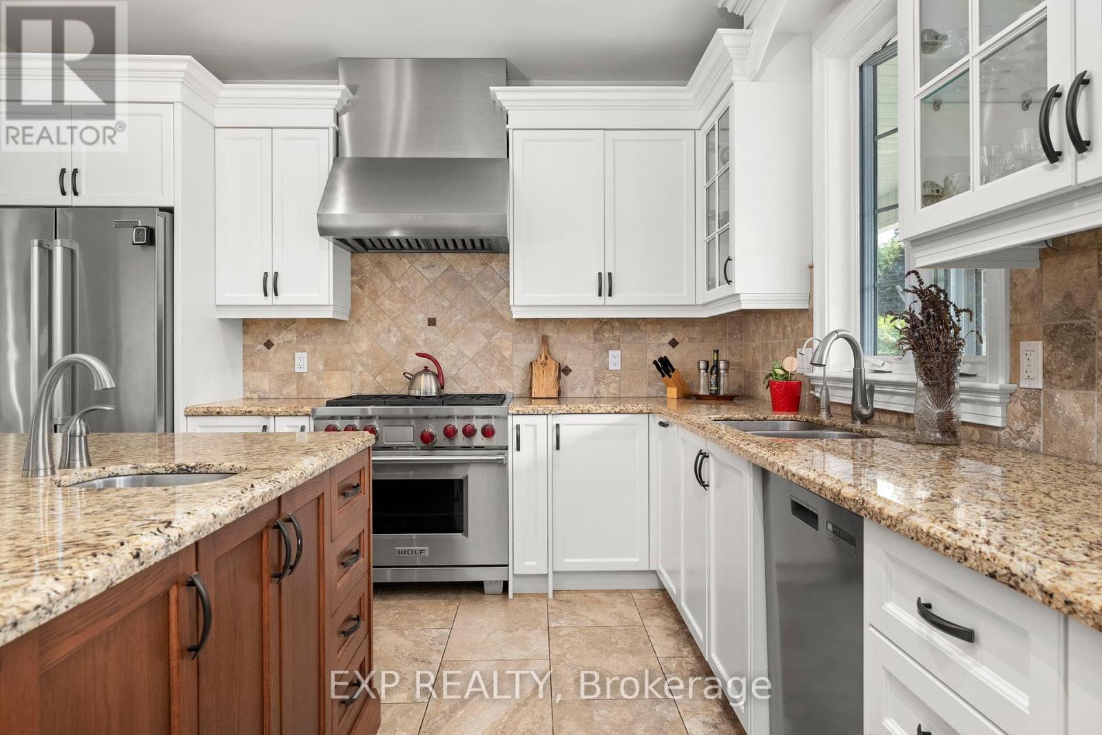 22 Blue Heron Drive, Georgina (Virginia), Ontario  L0E 1N0 - Photo 21 - N12494786