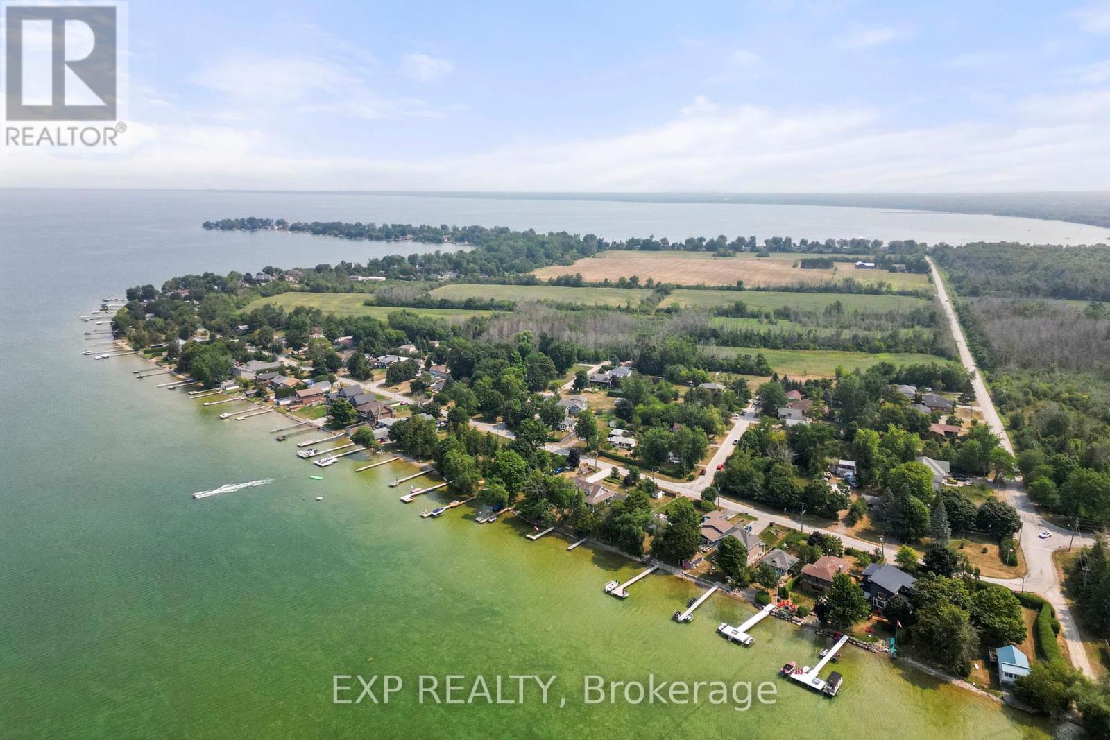 22 Blue Heron Drive, Georgina (Virginia), Ontario  L0E 1N0 - Photo 4 - N12494786