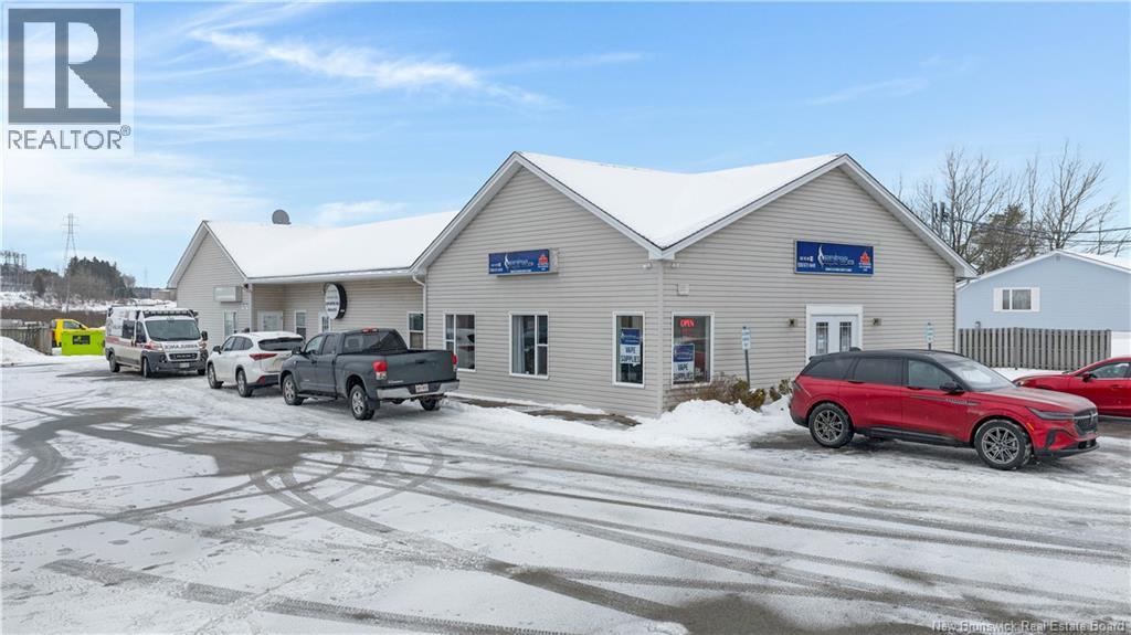 1210 Loch Lomond Road, Saint John, New Brunswick  E2J 1Z6 - Photo 2 - NB133105