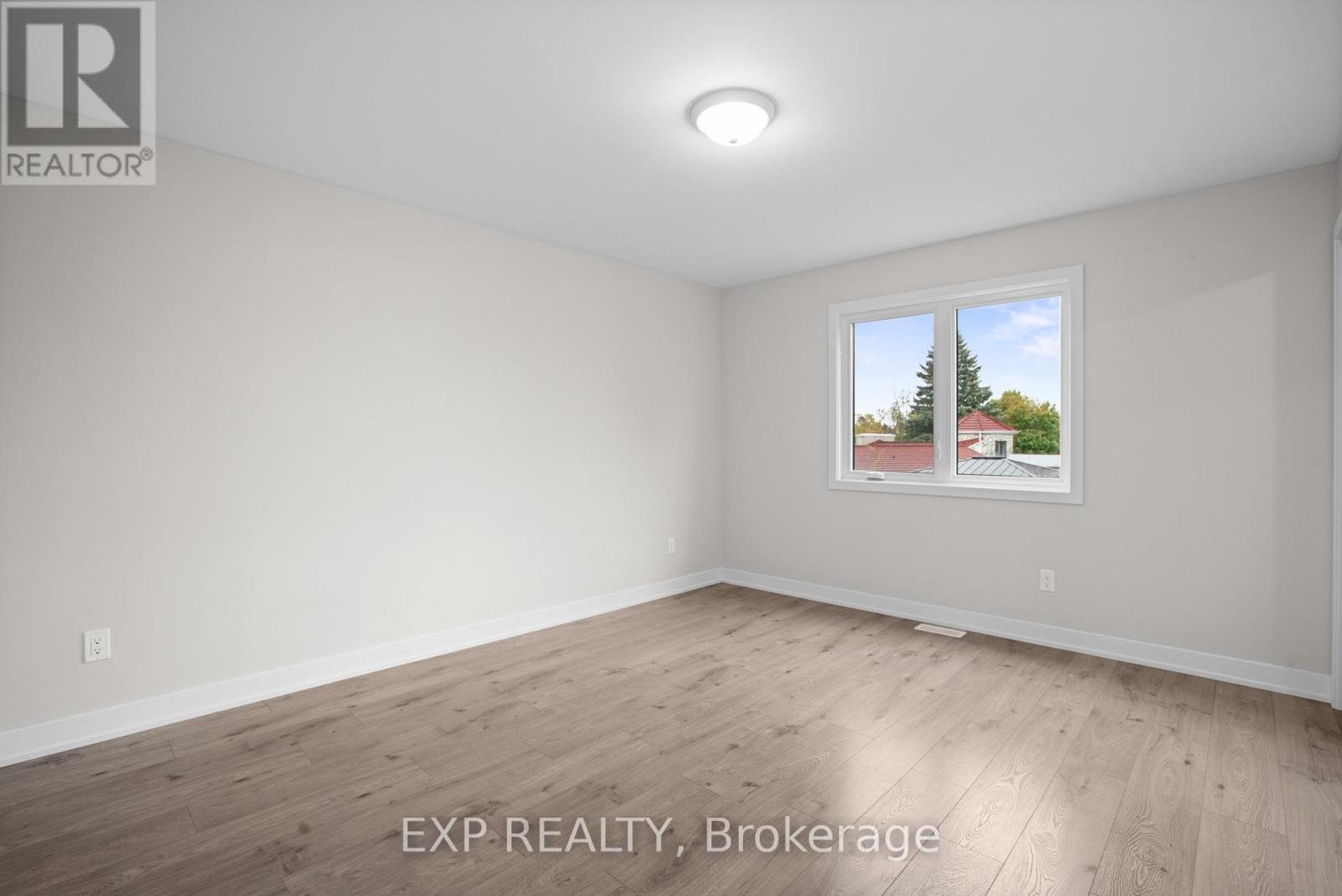 75 Chateauguay Street, Russell, Ontario  K0A 2M0 - Photo 20 - X12688018