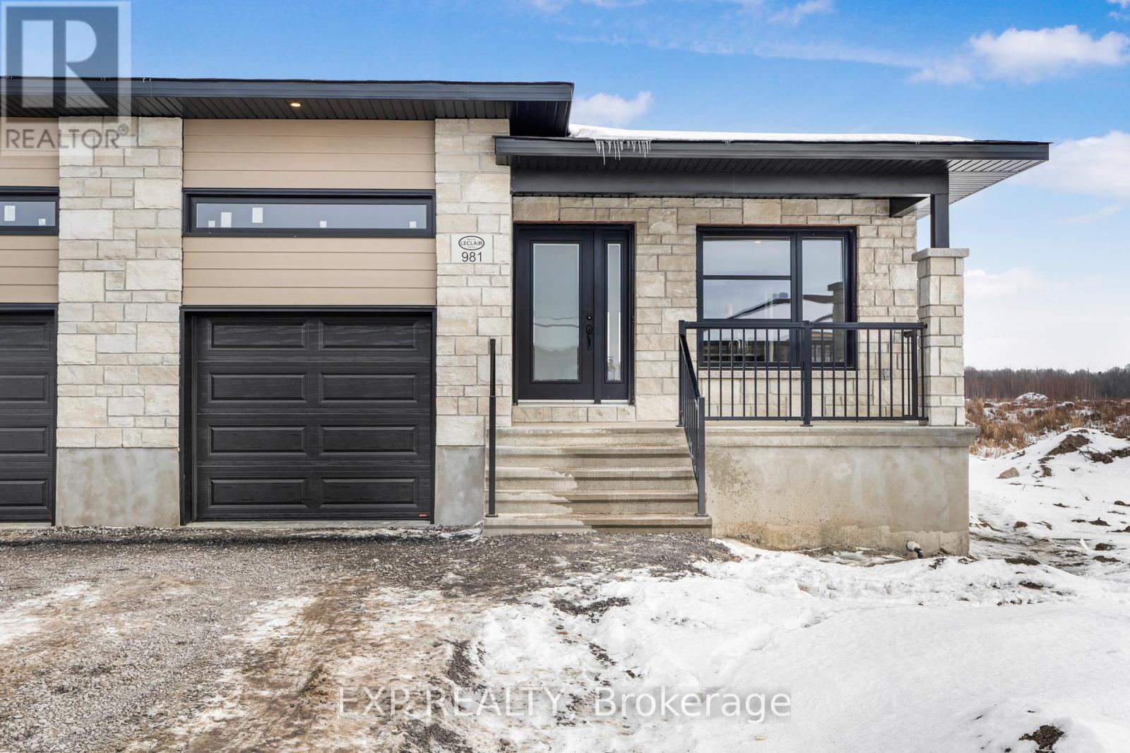 983 Katia Street, The Nation, Ontario  K0A 2M0 - Photo 3 - X12688066