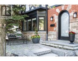 3 OAKWOOD Place, Hamilton, Ontario