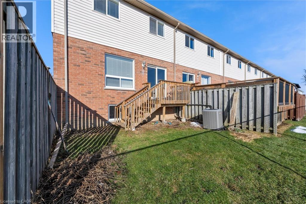 800 Paramount Drive Unit# 40, Stoney Creek, Ontario  L8J 3V8 - Photo 37 - 40803350