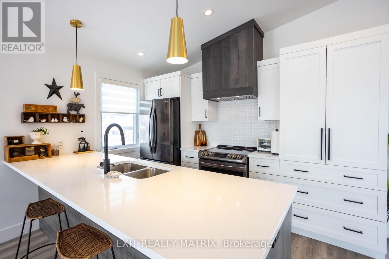 686 St Isidore Road, Casselman, Ontario  K0A 1M0 - Photo 16 - X12762420