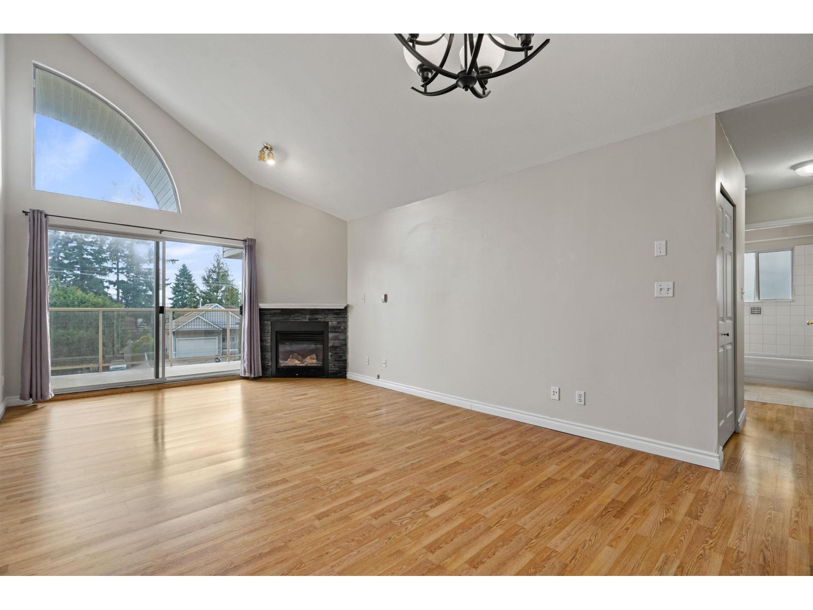 305 33839 Marshall Road, Abbotsford, British Columbia  V2S 1L6 - Photo 10 - R3087114