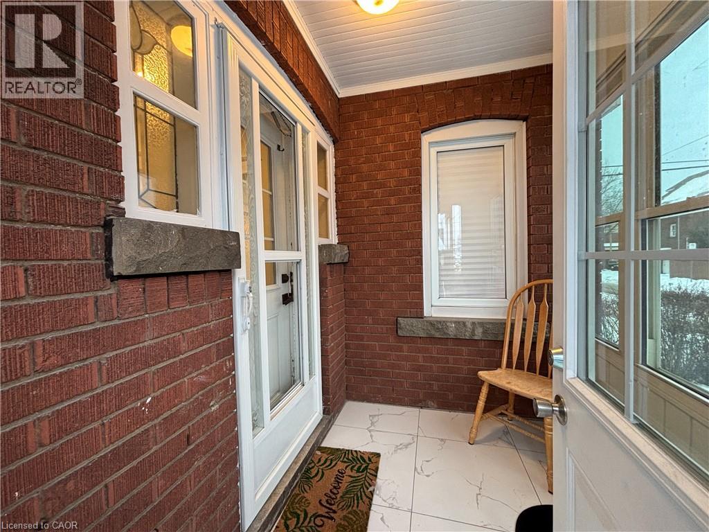 69 Roxborough Avenue Unit# Upper, Hamilton, Ontario  L8L 1Y2 - Photo 4 - 40803728