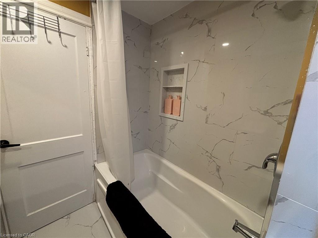 69 Roxborough Avenue Unit# Upper, Hamilton, Ontario  L8L 1Y2 - Photo 21 - 40803728