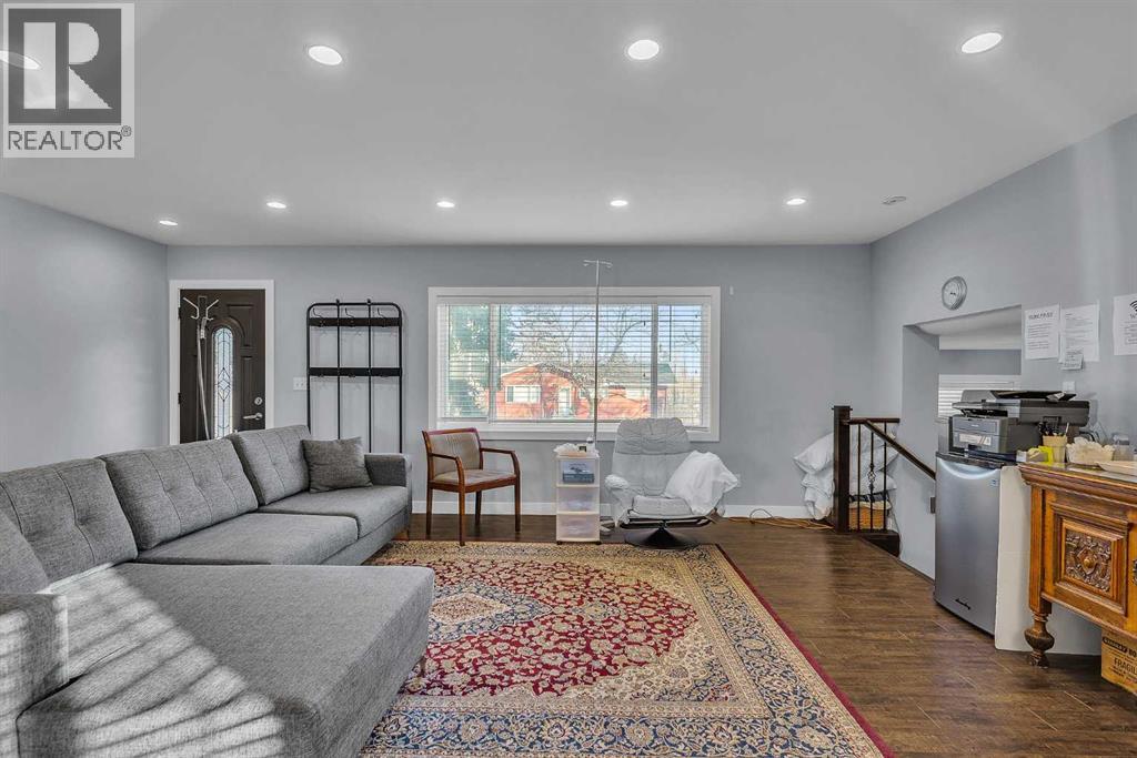 109 Hudson Road Nw, Calgary, Alberta  T2K 0J4 - Photo 6 - A2283580