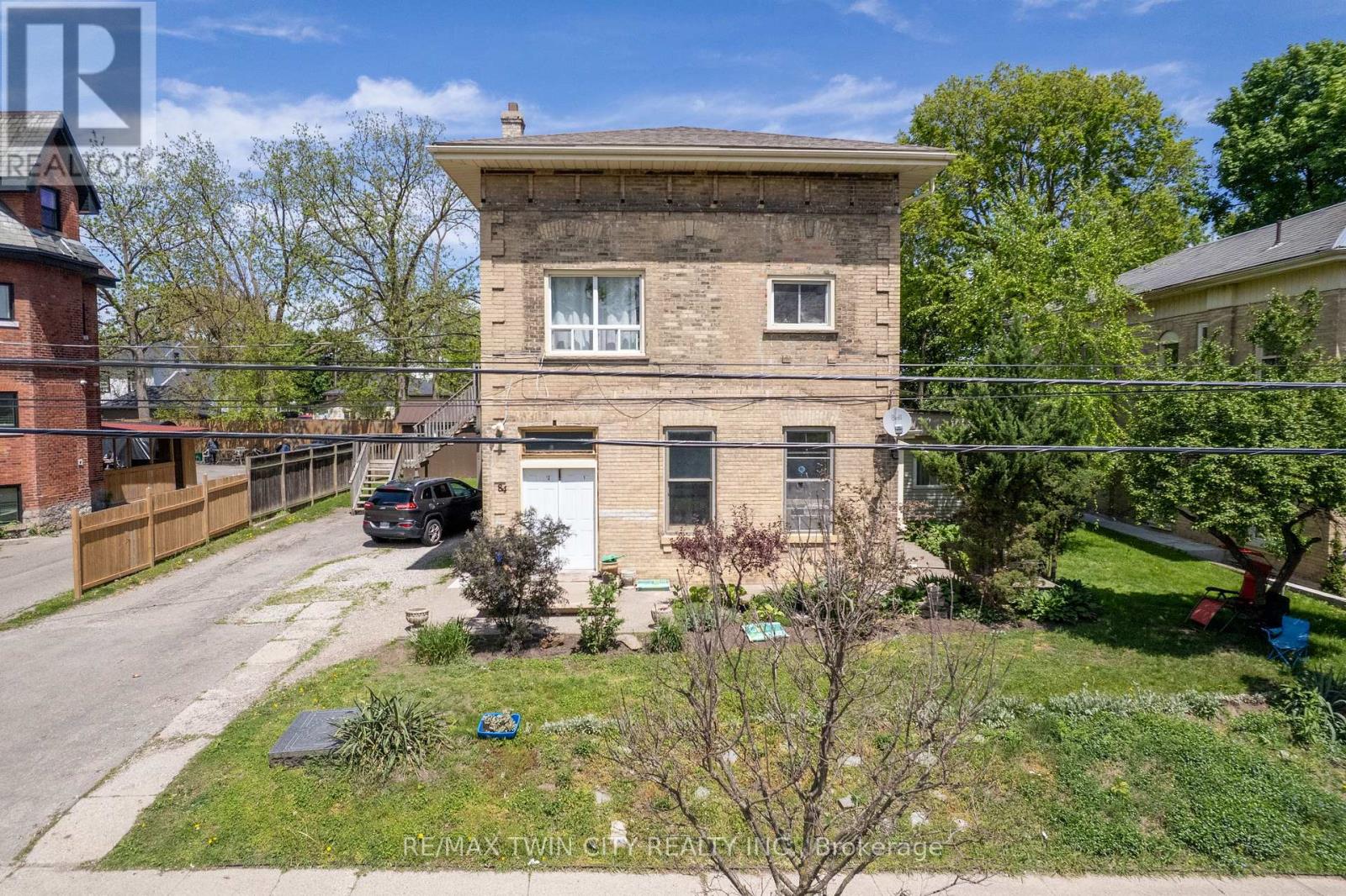 84 Sheridan Street, Brantford, Ontario  N3T 2R4 - Photo 3 - X12770960