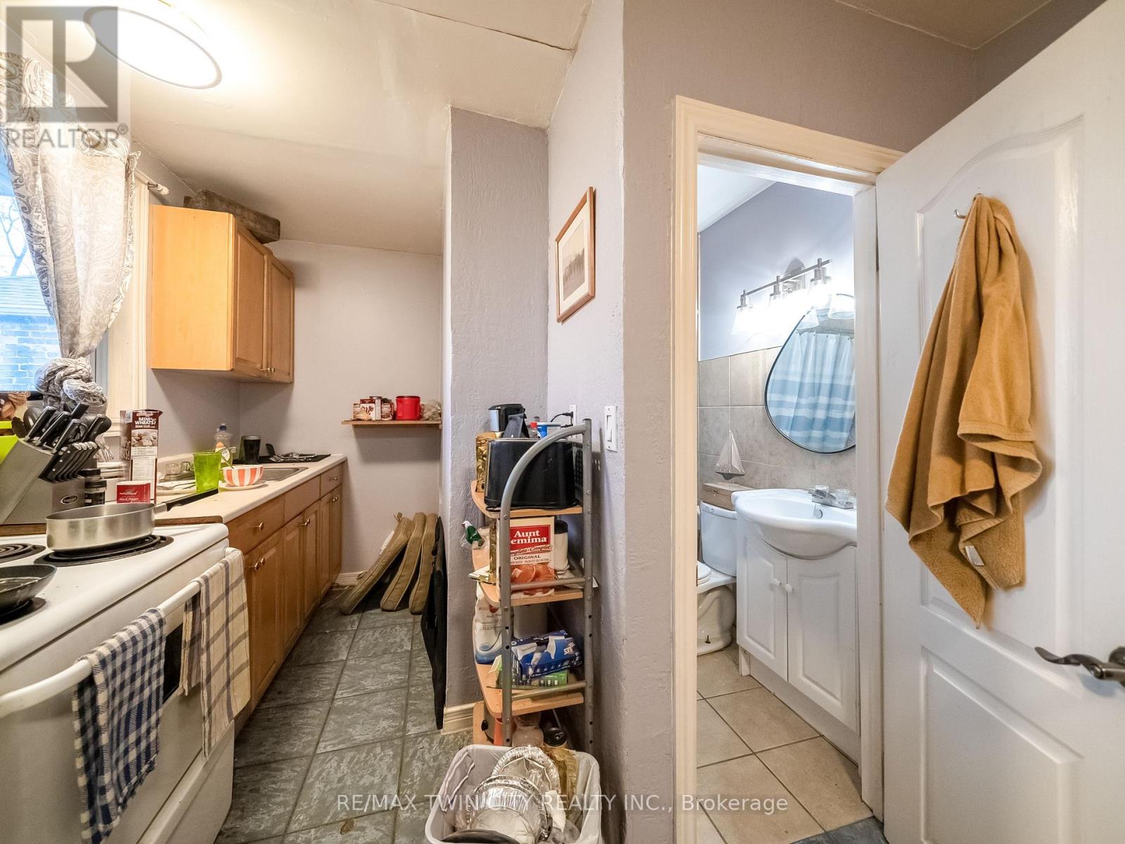 84 Sheridan Street, Brantford, Ontario  N3T 2R4 - Photo 11 - X12770960