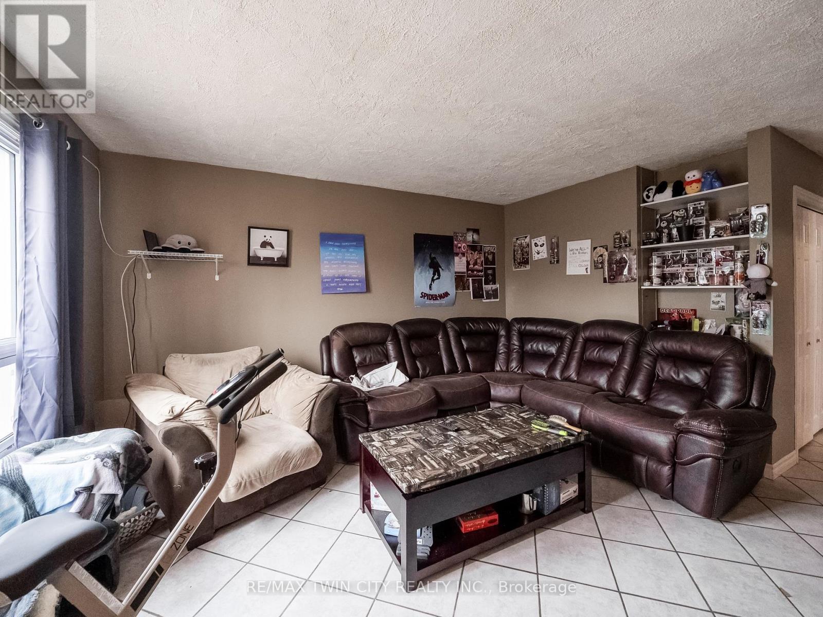 84 Sheridan Street, Brantford, Ontario  N3T 2R4 - Photo 8 - X12770960