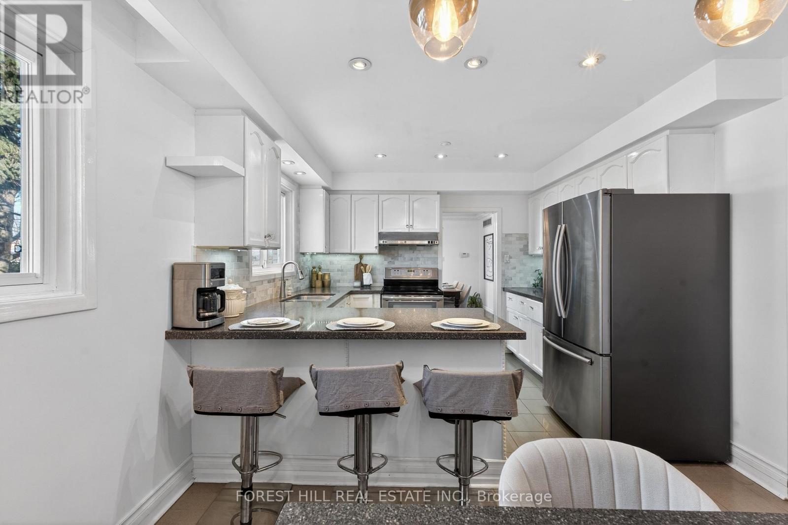 2 Fleming Drive, Toronto, Ontario  M2K 2Y3 - Photo 12 - C12771152