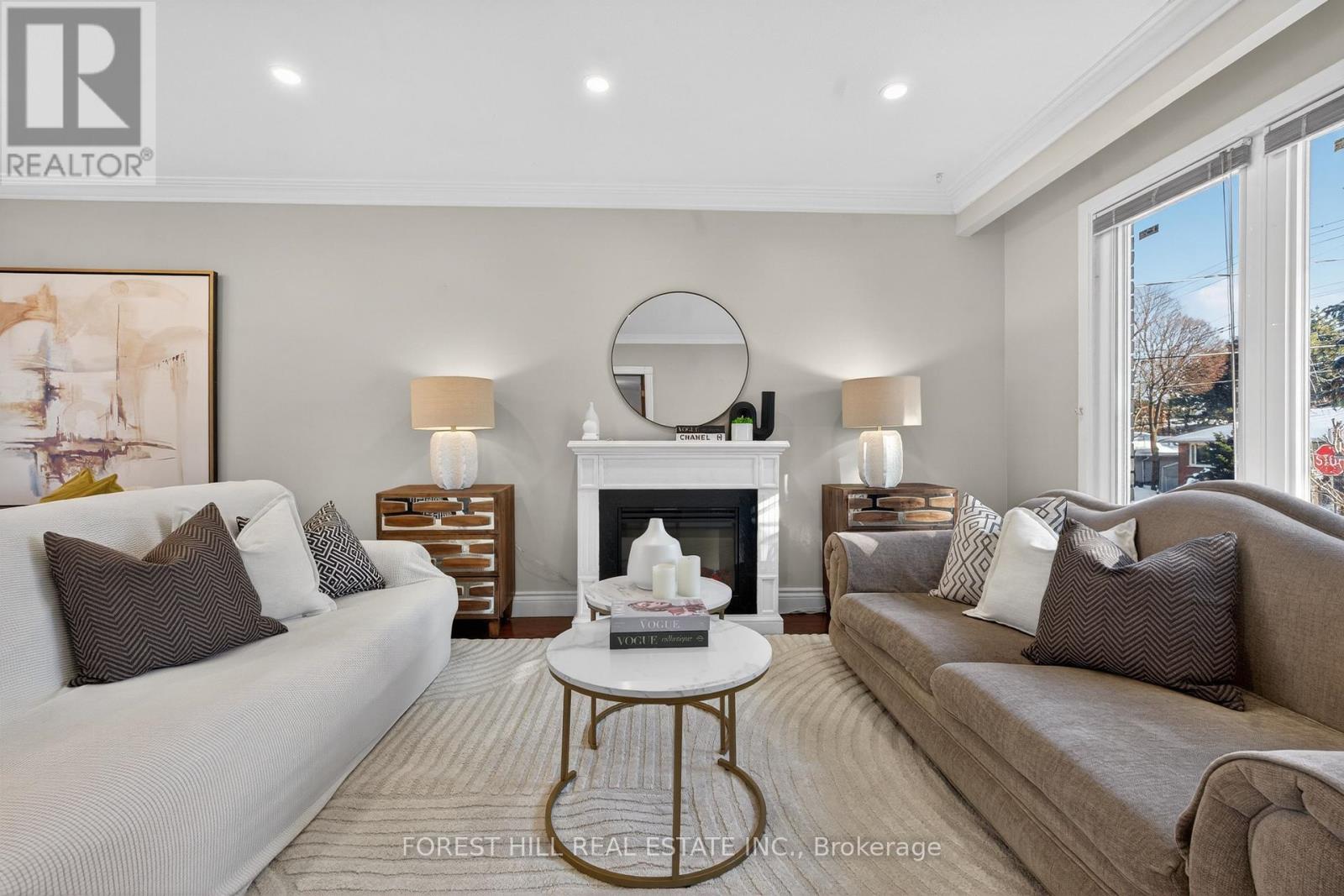 2 Fleming Drive, Toronto, Ontario  M2K 2Y3 - Photo 5 - C12771152