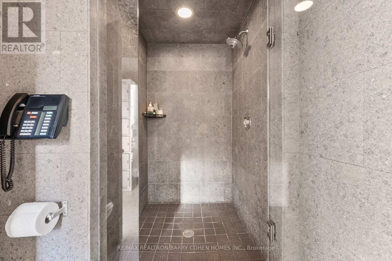 7 Alderbrook Drive, Toronto, Ontario  M3B 1E3 - Photo 16 - C12771164