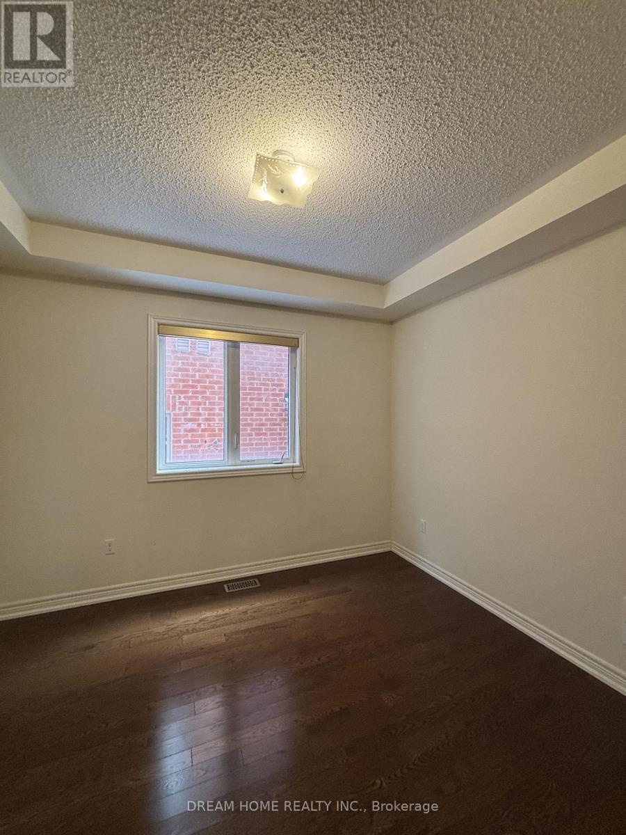 276 The Bridle Walk, Markham, Ontario  L6C 0V7 - Photo 13 - N12771090