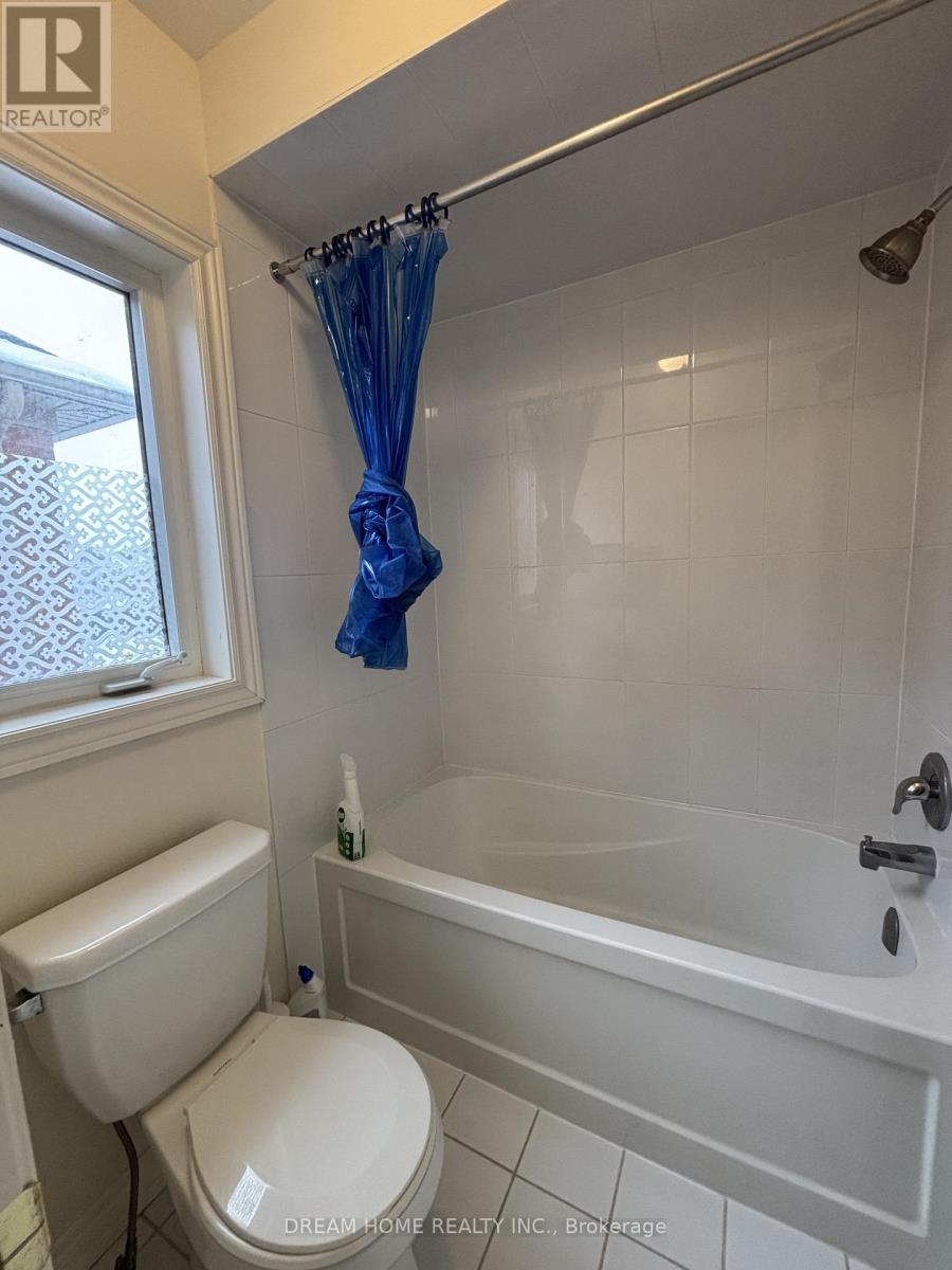 276 The Bridle Walk, Markham, Ontario  L6C 0V7 - Photo 30 - N12771090