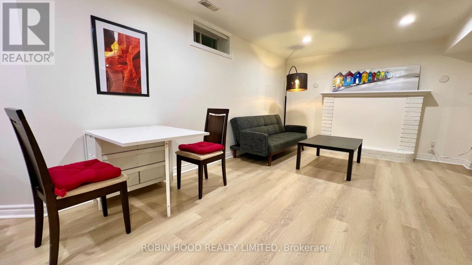 Basement - 2 Lytton Boulevard, Richmond Hill, Ontario  L4B 3H2 - Photo 4 - N12771116