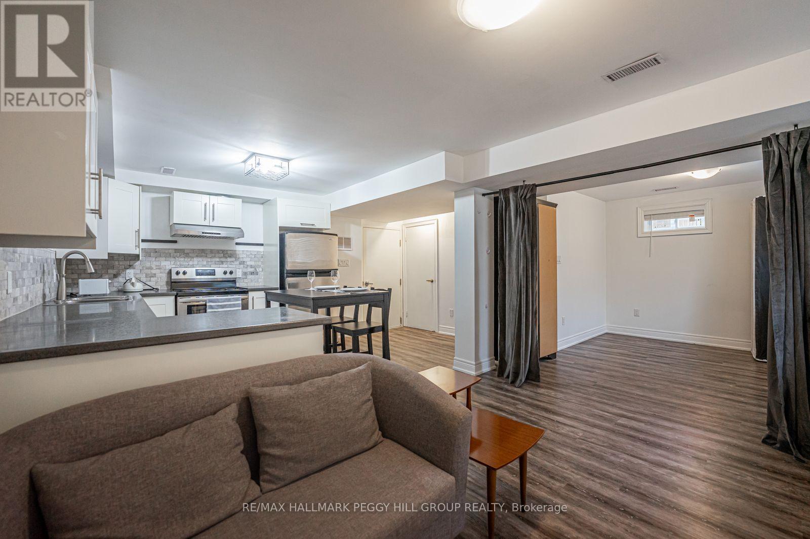 Lower - 35 Heritage Court, Barrie, Ontario  L4N 0E7 - Photo 4 - S12771130