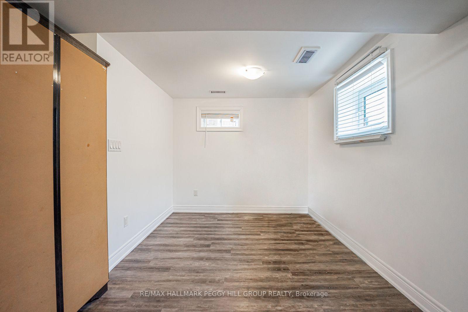 Lower - 35 Heritage Court, Barrie, Ontario  L4N 0E7 - Photo 5 - S12771130