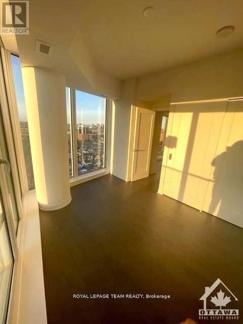 1502 - 805 Carling Avenue, Ottawa, Ontario  K1S 5W9 - Photo 10 - X12718616