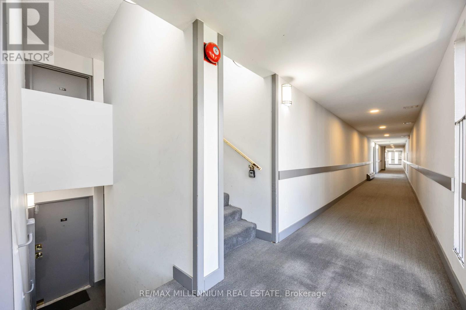 720 - 4645 Jane Street, Toronto, Ontario  M3N 2K9 - Photo 3 - W12771004