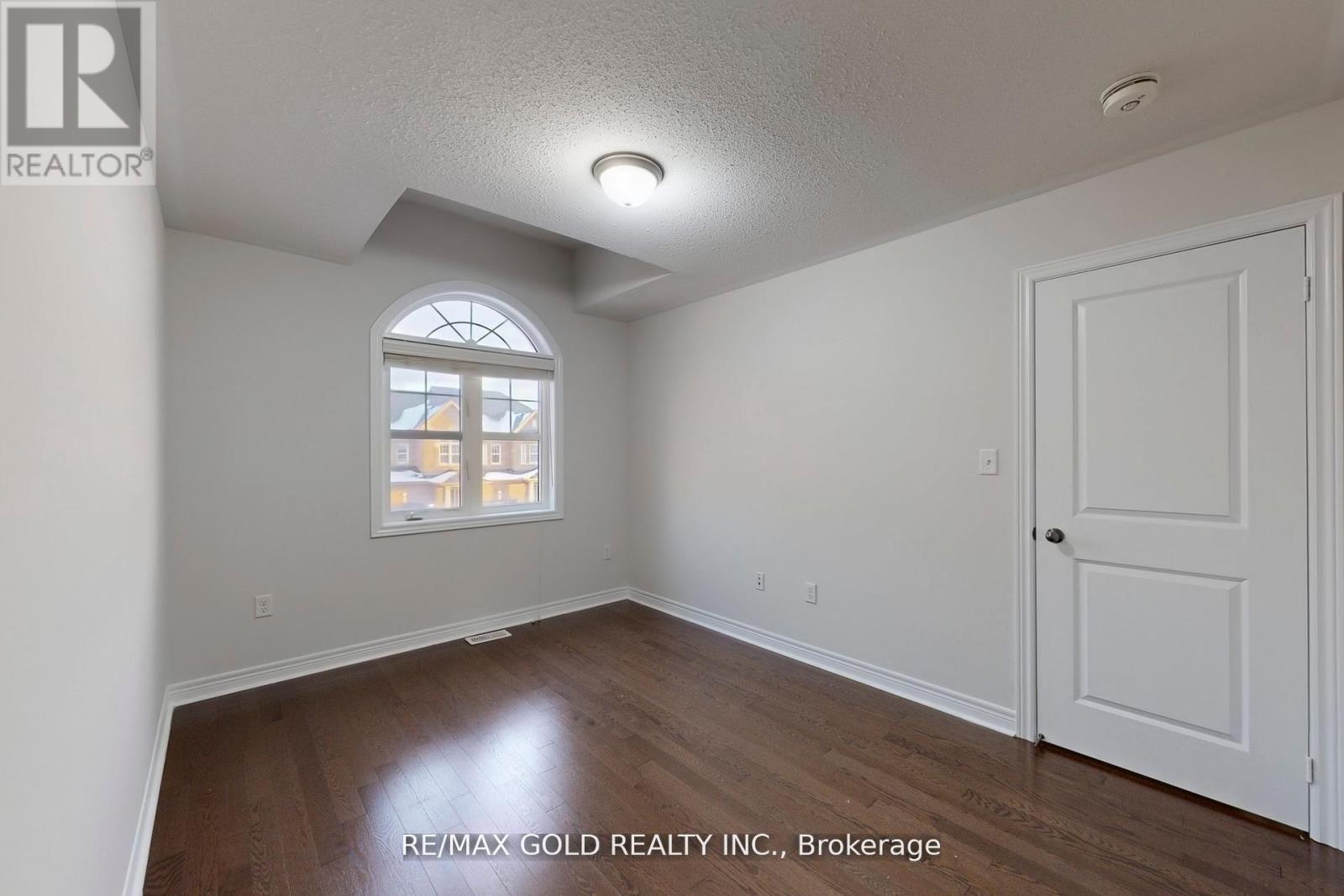 62 Pennycross Crescent, Brampton, Ontario  L7A 4M1 - Photo 36 - W12771016