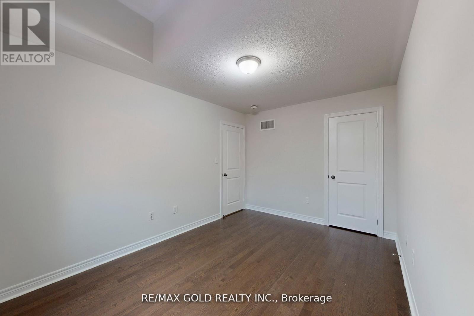 62 Pennycross Crescent, Brampton, Ontario  L7A 4M1 - Photo 37 - W12771016