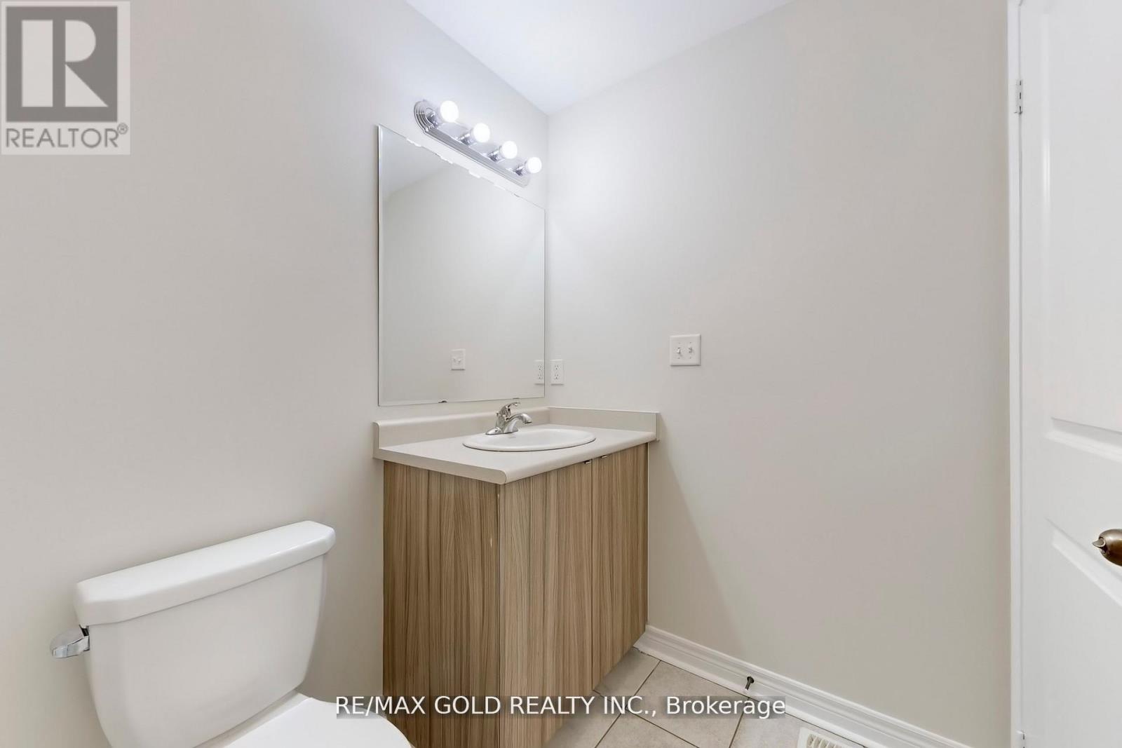 62 Pennycross Crescent, Brampton, Ontario  L7A 4M1 - Photo 39 - W12771016