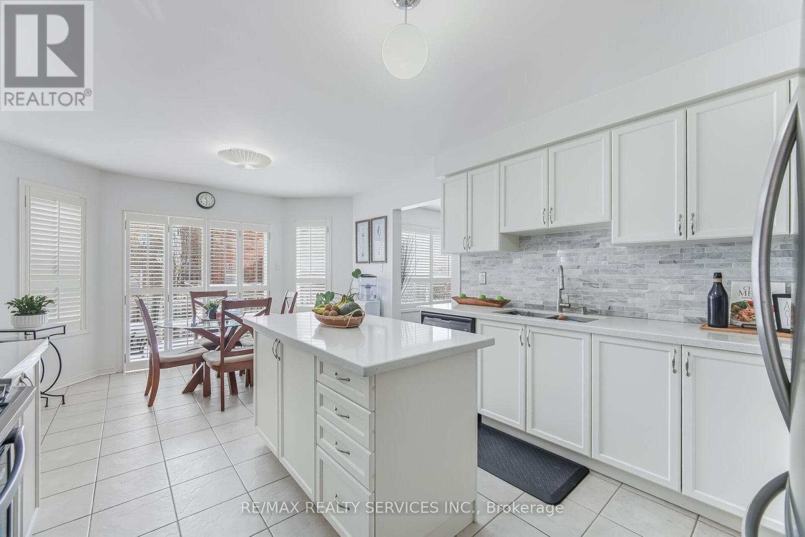 30 Humbolt Crescent, Brampton, Ontario  L7A 3G7 - Photo 22 - W12771038