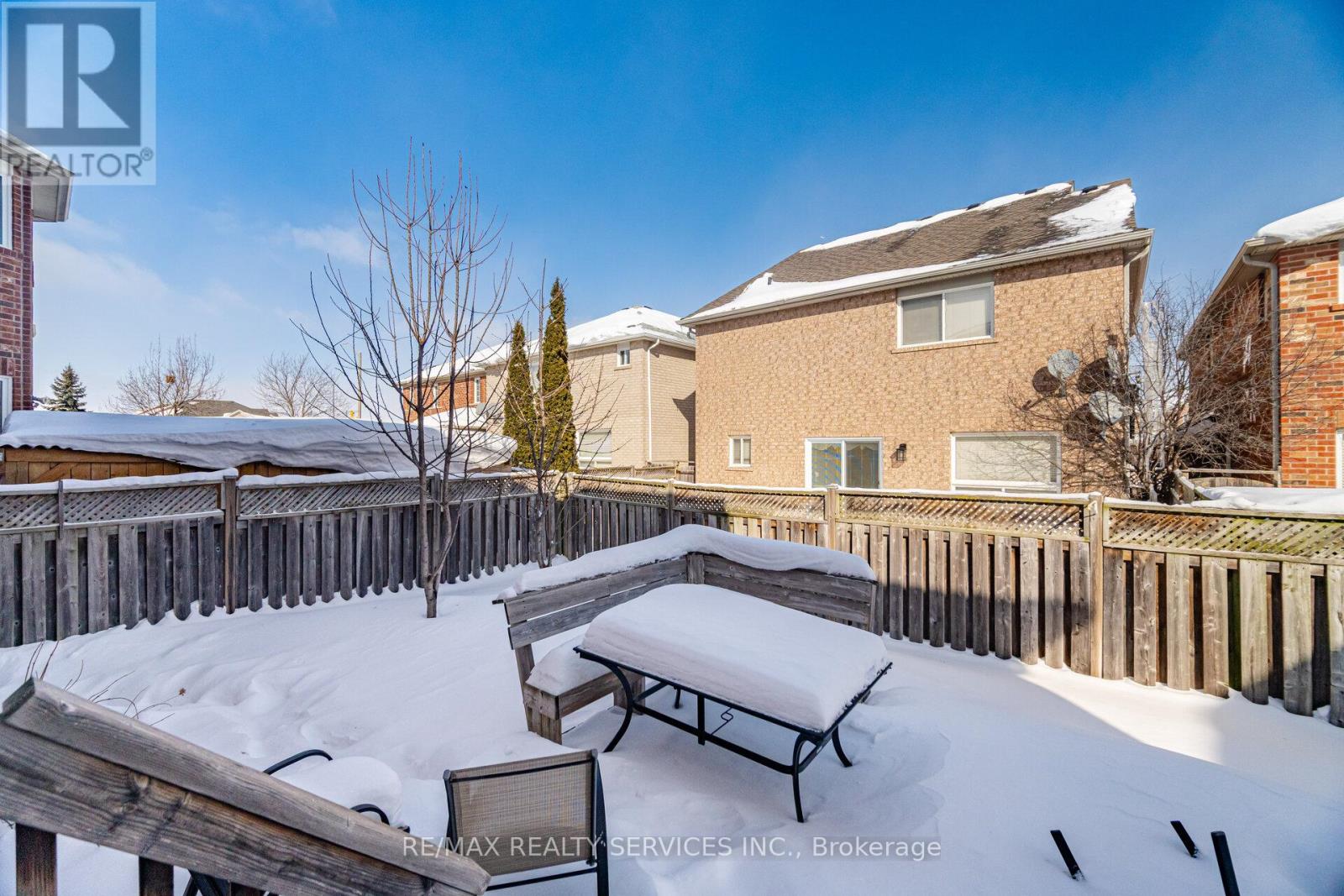 30 Humbolt Crescent, Brampton, Ontario  L7A 3G7 - Photo 49 - W12771038
