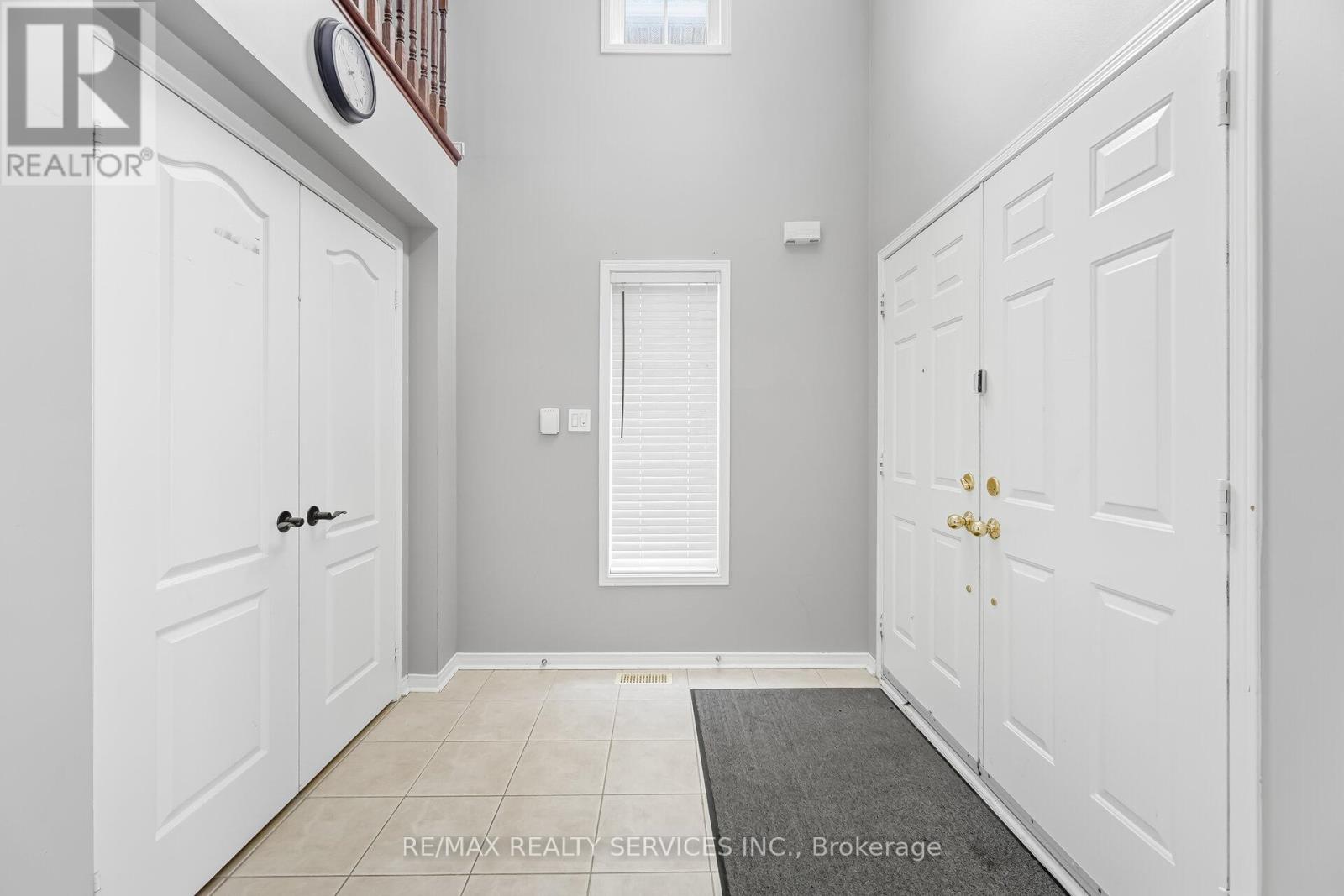 30 Humbolt Crescent, Brampton, Ontario  L7A 3G7 - Photo 5 - W12771038