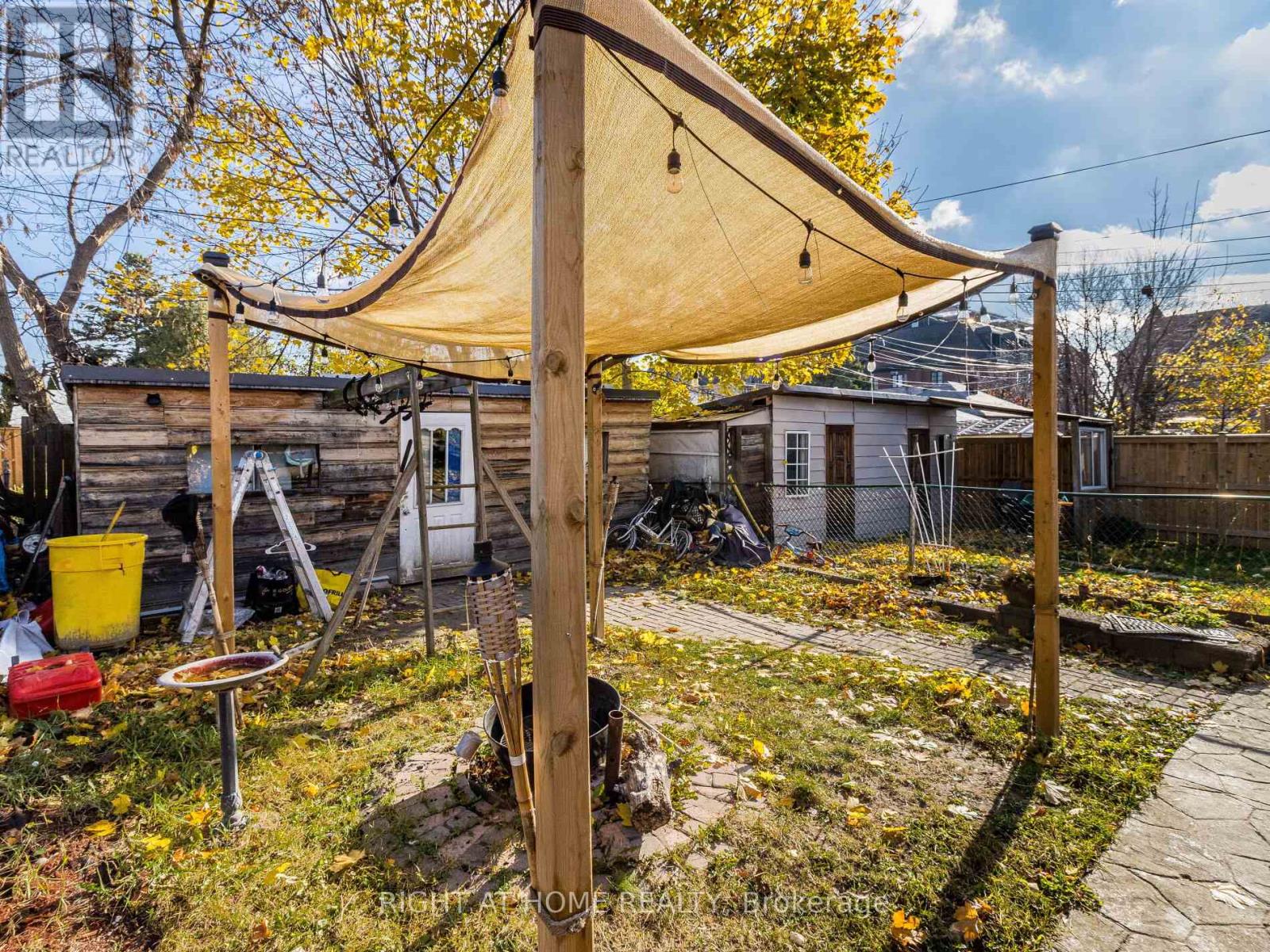 97 29th Street, Toronto, Ontario  M8W 3B1 - Photo 32 - W12771046