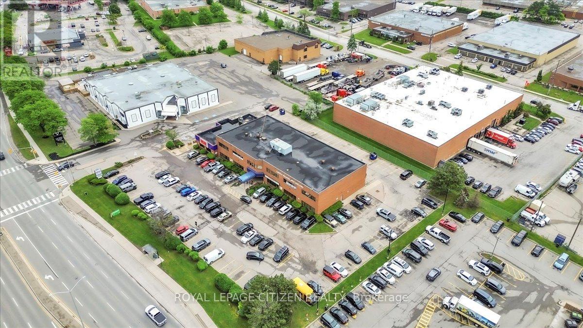 106 - 3530 Derry Road E, Mississauga, Ontario  L4T 4E3 - Photo 5 - W12771064