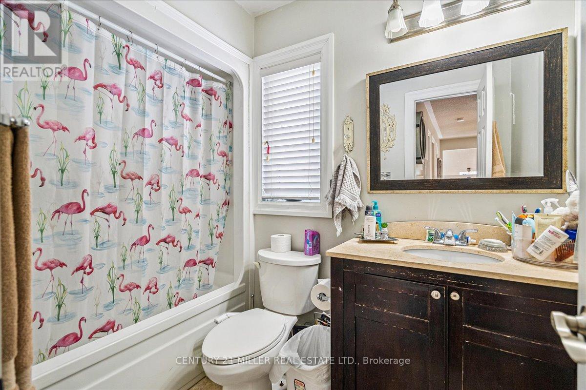 2382 Towne Boulevard, Oakville (Ro River Oaks), Ontario  L6H 5X6 - Photo 21 - W12771070