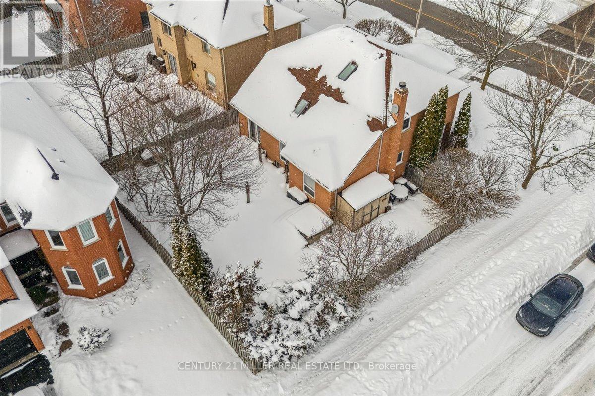 2382 Towne Boulevard, Oakville (Ro River Oaks), Ontario  L6H 5X6 - Photo 34 - W12771070