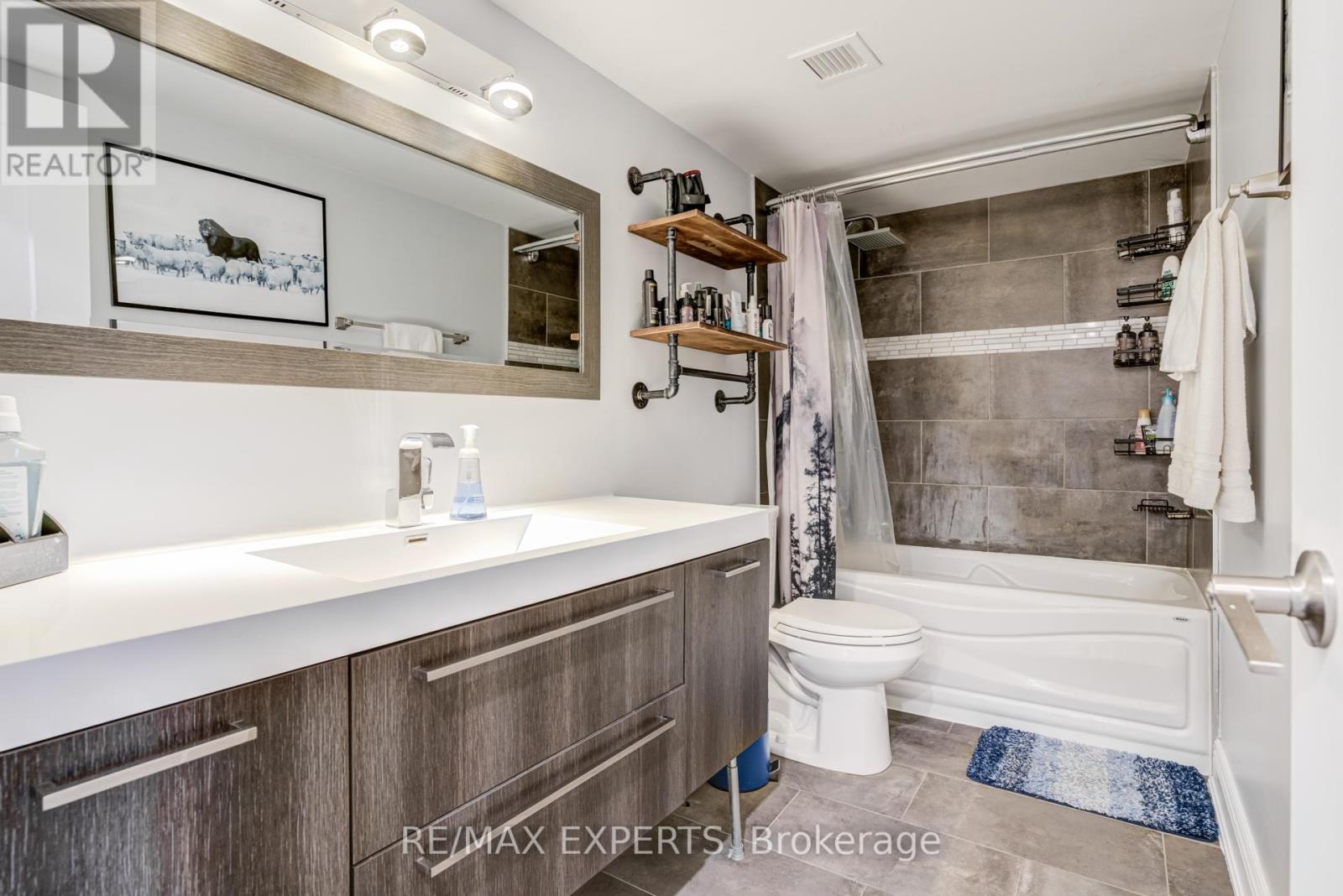 406 - 3390 Weston Road, Toronto, Ontario  M9M 2X3 - Photo 22 - W12771072