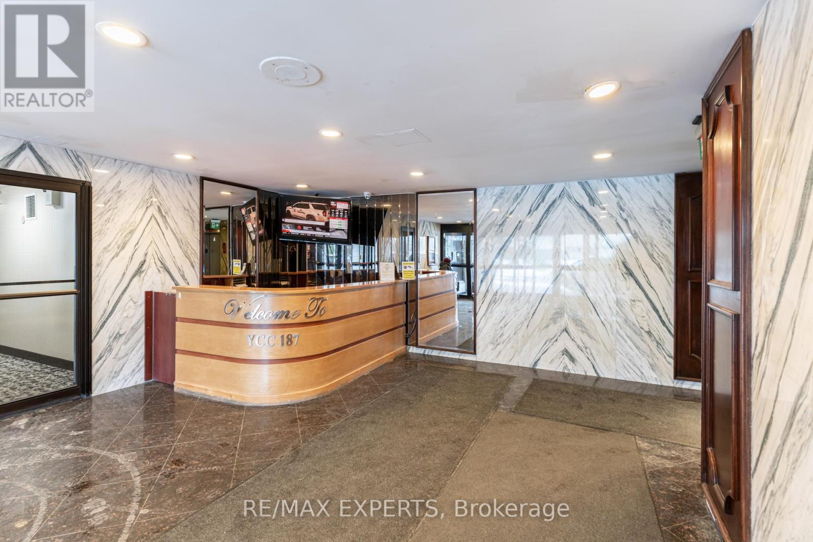 406 - 3390 Weston Road, Toronto, Ontario  M9M 2X3 - Photo 39 - W12771072