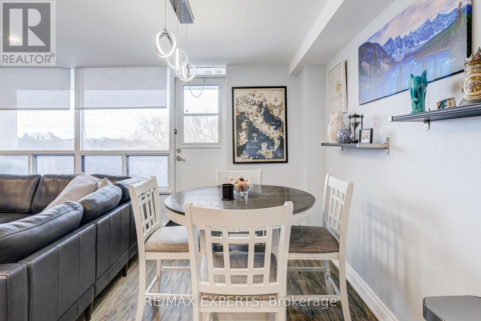 406 - 3390 Weston Road, Toronto, Ontario  M9M 2X3 - Photo 6 - W12771072