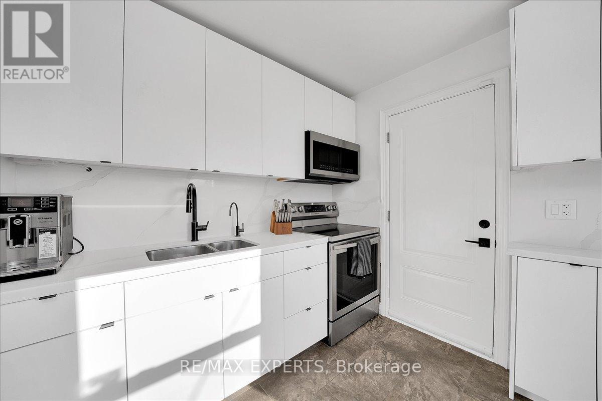 60 Anthony Road, Toronto, Ontario  M3K 1B3 - Photo 10 - W12771094