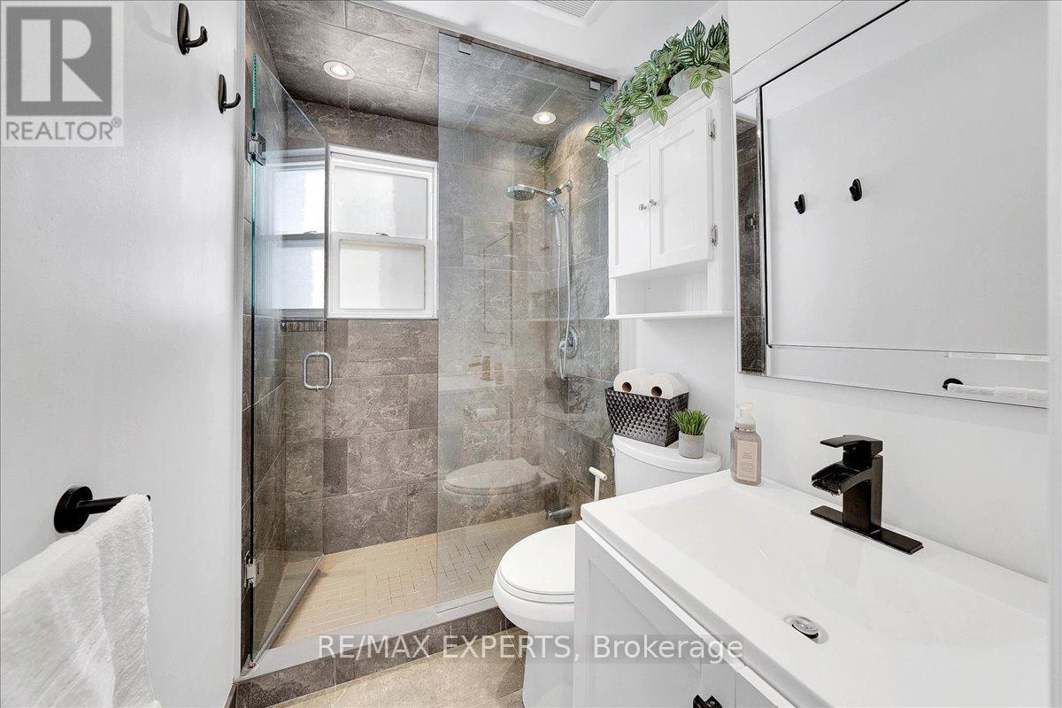 60 Anthony Road, Toronto, Ontario  M3K 1B3 - Photo 18 - W12771094