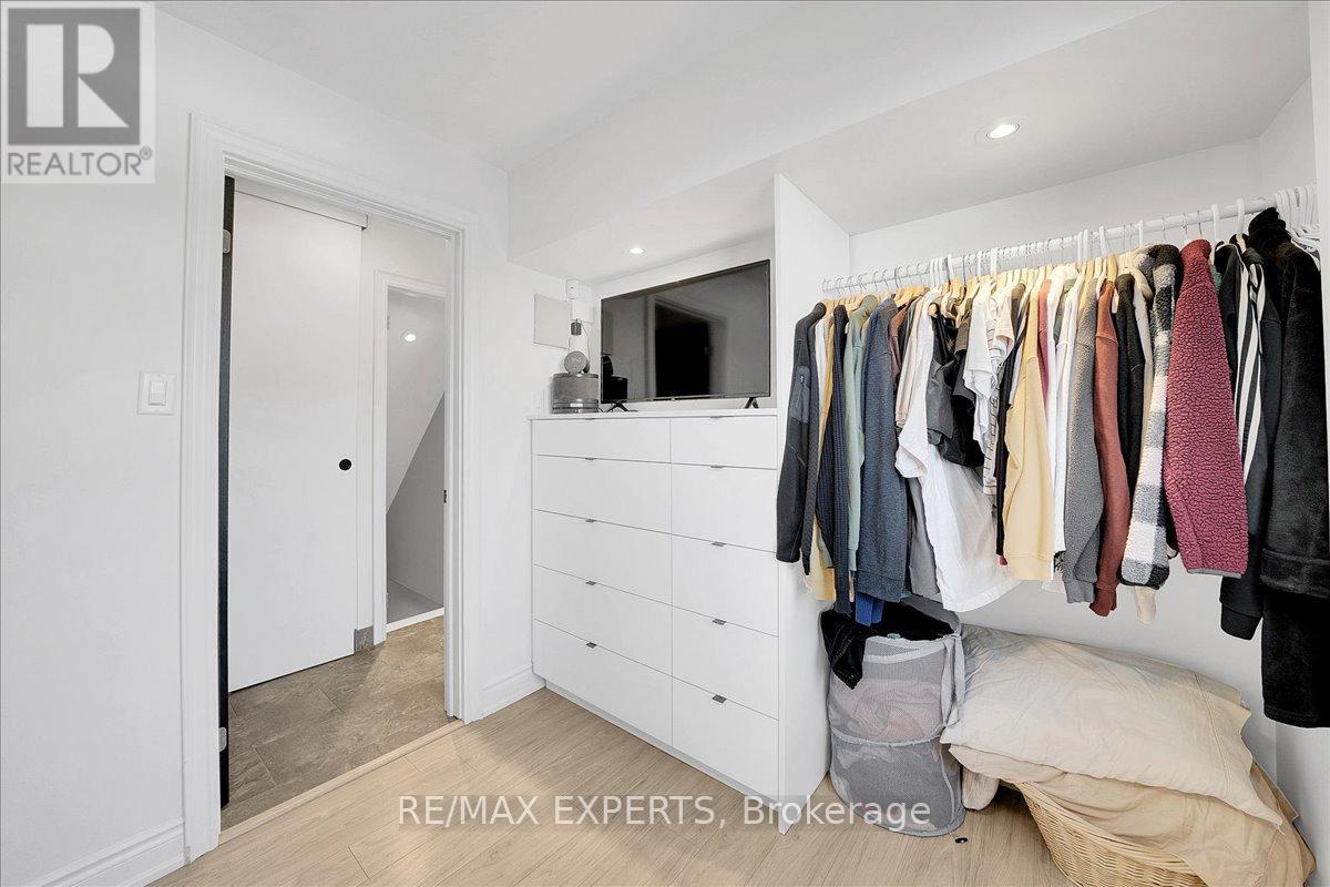 60 Anthony Road, Toronto, Ontario  M3K 1B3 - Photo 20 - W12771094