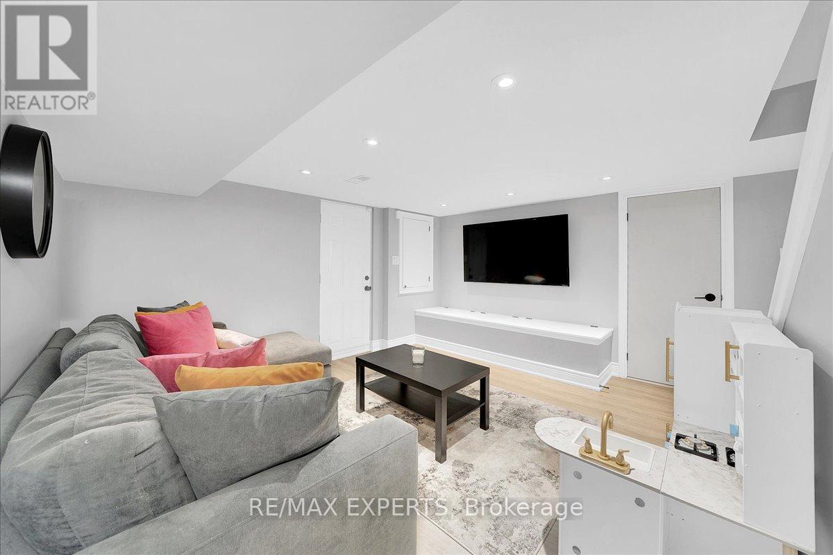 60 Anthony Road, Toronto, Ontario  M3K 1B3 - Photo 30 - W12771094