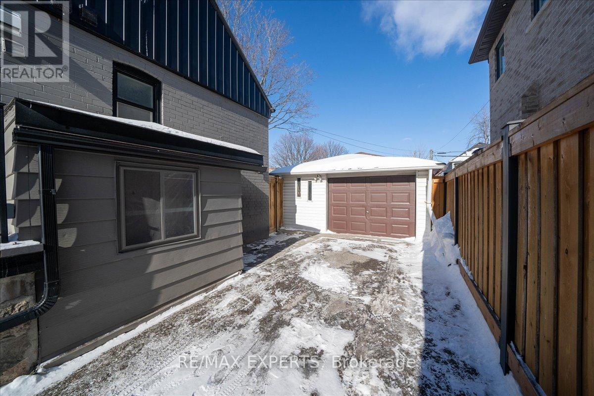 60 Anthony Road, Toronto, Ontario  M3K 1B3 - Photo 37 - W12771094