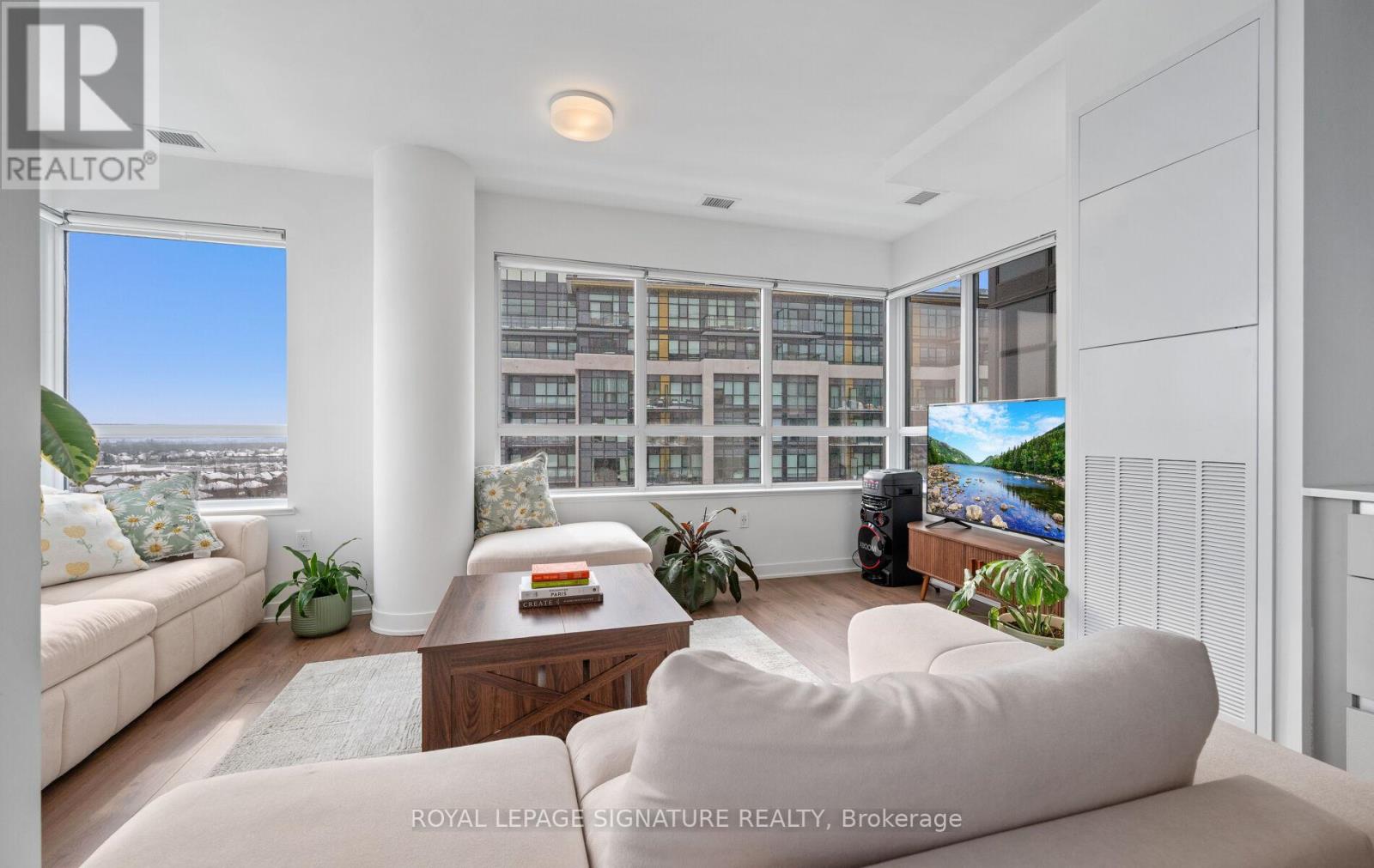 716 - 395 Dundas Street W, Oakville (Go Glenorchy), Ontario  L6M 5R8 - Photo 14 - W12771100